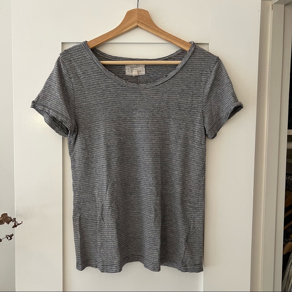 Current/Elliot Distressed Short Sleeve Petit Tee in Black Gray Stevie Stripe
